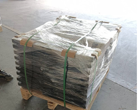 500 mm large 171 chaîne de pivotement sur le caoutchouc de la pelle noire et les plaquettes en caoutchouc d'acier