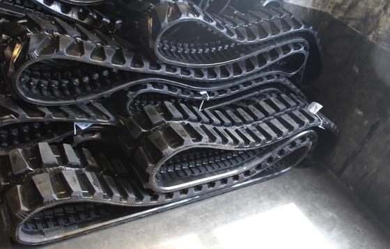 350x52.5x104 Tracé en caoutchouc sur mesure ZT-18 HDD Machinery