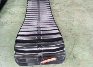 Pour les moissonneuses-récolteuses de type Claas, la piste en caoutchouc BS450*90*60: