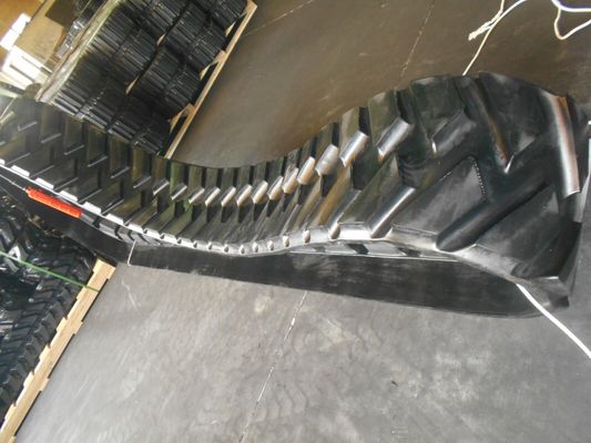 Tracé en caoutchouc de 460 X 225 X 36 pour le pavageur d'asphalte AP-1055B